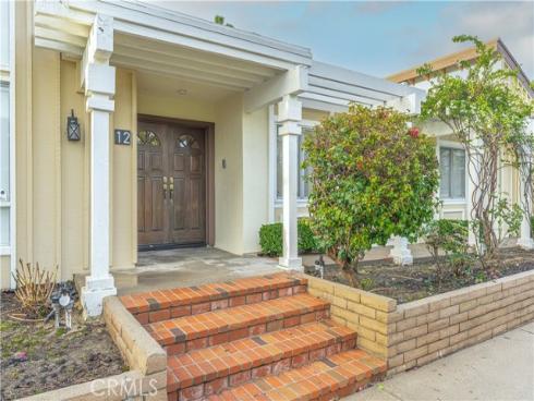 12  Oak Tree  , Irvine, CA