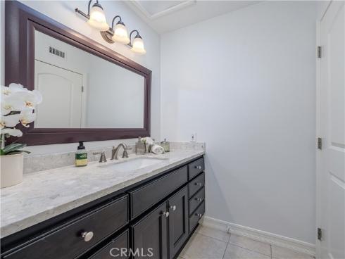 12  Oak Tree  , Irvine, CA