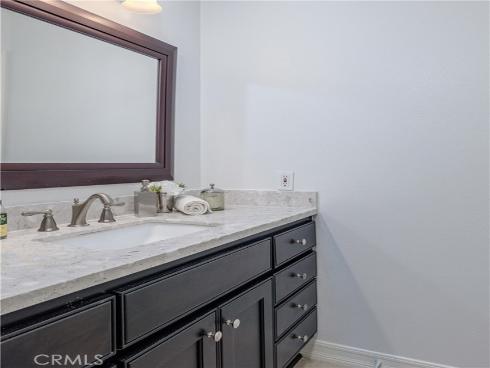 12  Oak Tree  , Irvine, CA