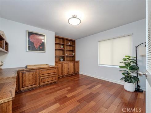 12  Oak Tree  , Irvine, CA