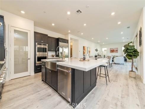 113  Measure  , Irvine, CA