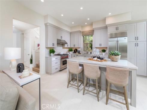 223  Birdseye  , Irvine, CA