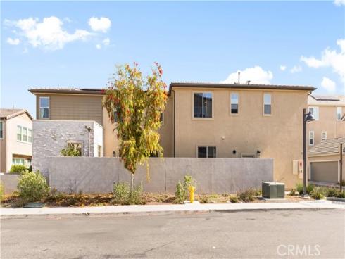 386  Chorus  , Irvine, CA