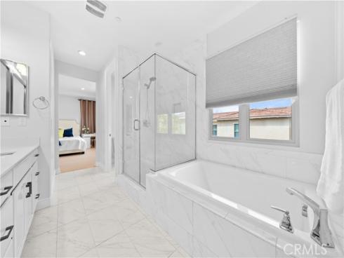 125  Lovelace  , Irvine, CA