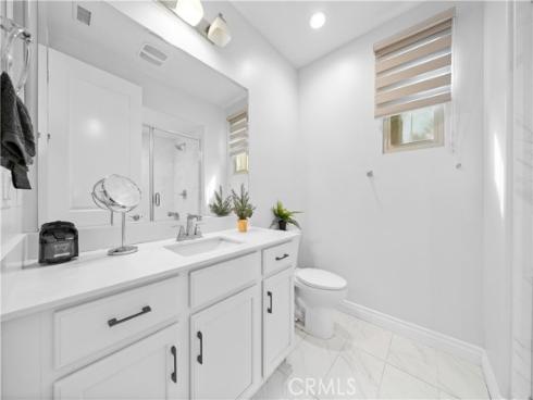 125  Lovelace  , Irvine, CA