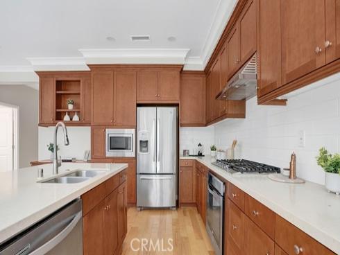 74  Bianco  , Irvine, CA