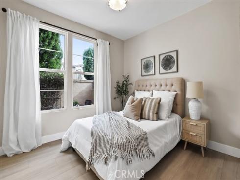 302  Tall Oak  , Irvine, CA