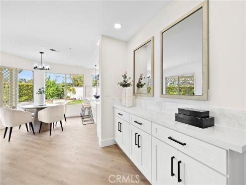 17  Rhode Island  , Irvine, CA