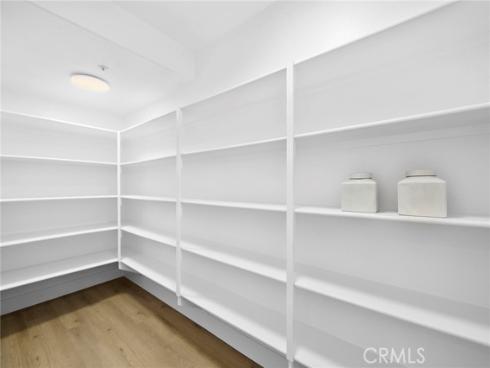 17  Rhode Island  , Irvine, CA