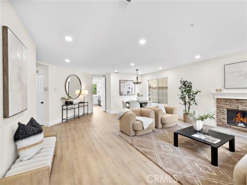 17  Rhode Island  , Irvine, CA