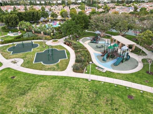 17  Rhode Island  , Irvine, CA