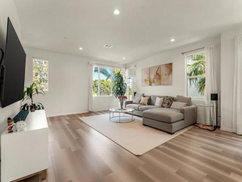 157  Steely  , Irvine, CA