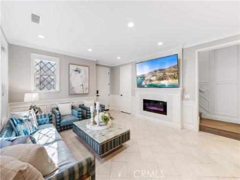 135  Hollow Tree  , Irvine, CA