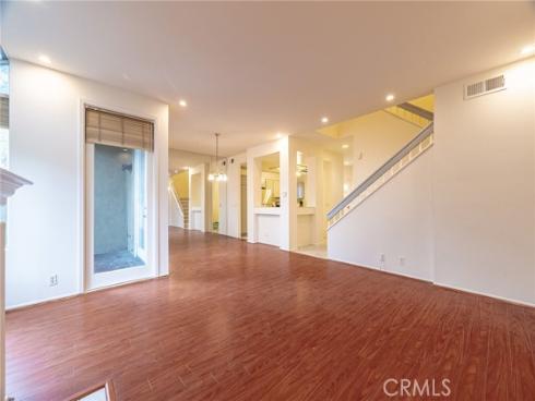 72  Vassar Aisle  , Irvine, CA