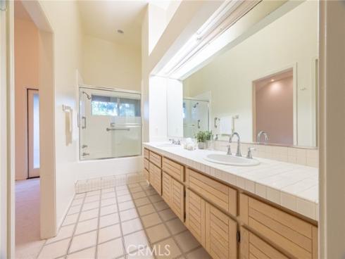 72  Vassar Aisle  , Irvine, CA