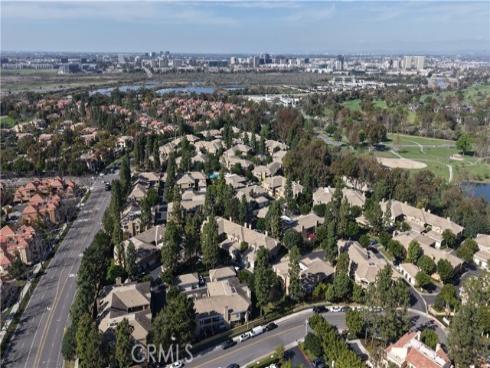72  Vassar Aisle  , Irvine, CA