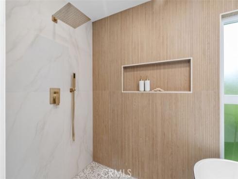 1  Rainbow Falls  , Irvine, CA