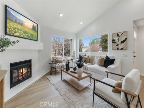 424  Deerfield  172  Avenue, Irvine, CA