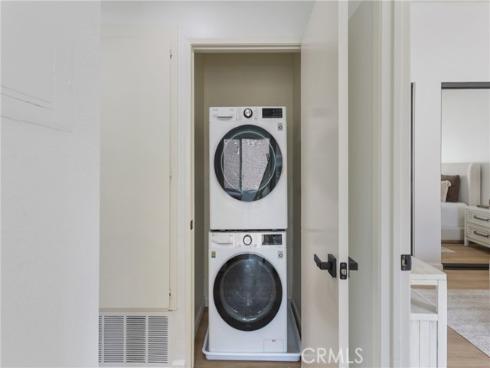 424  Deerfield  172  Avenue, Irvine, CA