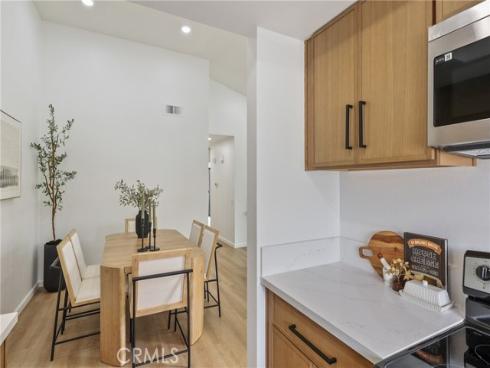 424  Deerfield  172  Avenue, Irvine, CA