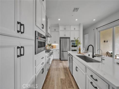 446  Chorus  , Irvine, CA