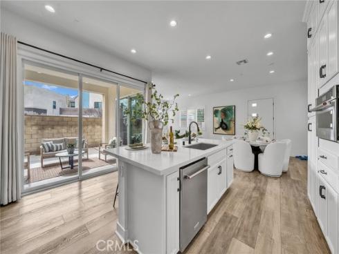 446  Chorus  , Irvine, CA