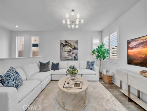 446  Chorus  , Irvine, CA