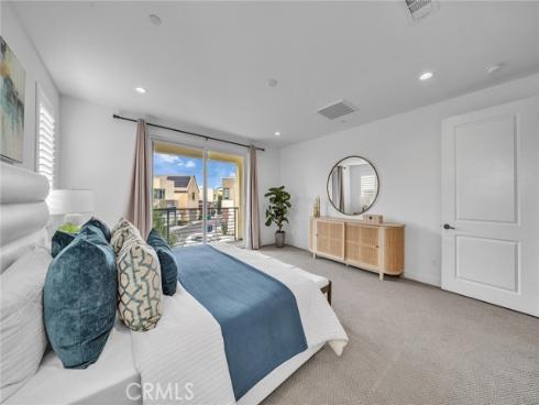 446  Chorus  , Irvine, CA