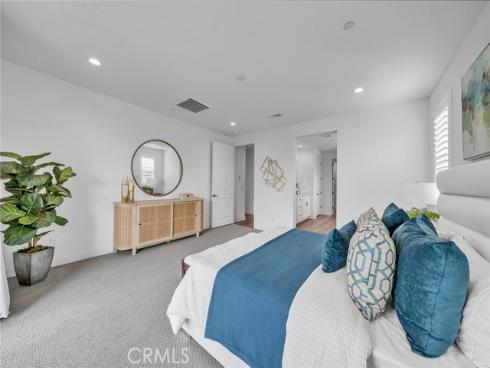 446  Chorus  , Irvine, CA