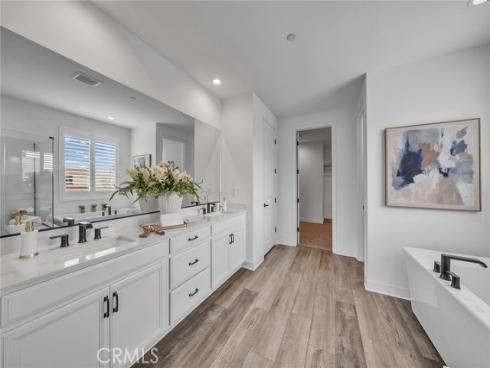 446  Chorus  , Irvine, CA