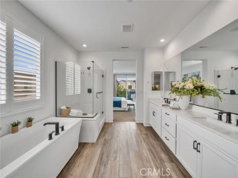 446  Chorus  , Irvine, CA