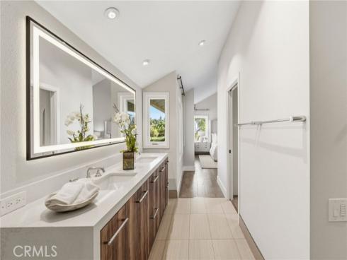 3  Candlebush  , Irvine, CA