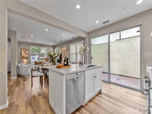 168  Outwest  , Irvine, CA