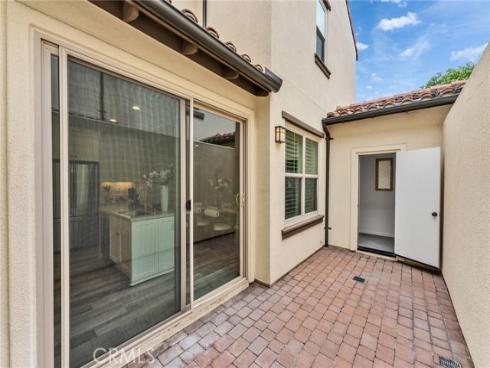 168  Outwest  , Irvine, CA