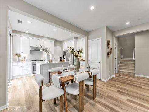 168  Outwest  , Irvine, CA