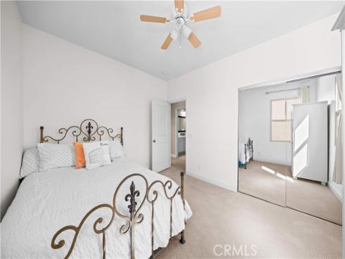 70  Twin Gables  , Irvine, CA