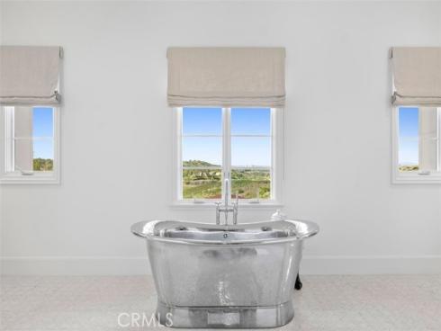 24  Jewel Flower  , Irvine, CA