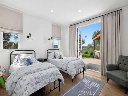 24  Jewel Flower  , Irvine, CA