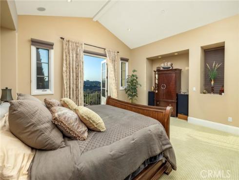 47  Vernal  , Irvine, CA