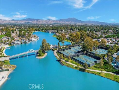 7  Onyx  , Irvine, CA