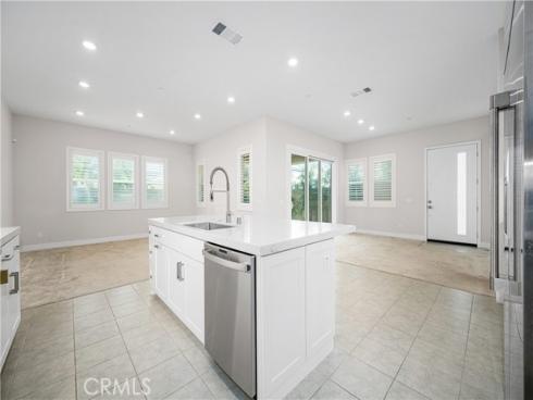 229  Chorus  , Irvine, CA