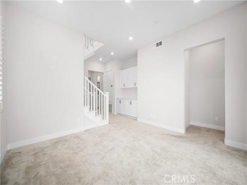 229  Chorus  , Irvine, CA