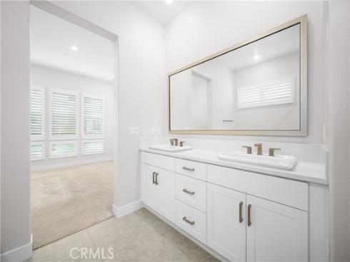 229  Chorus  , Irvine, CA