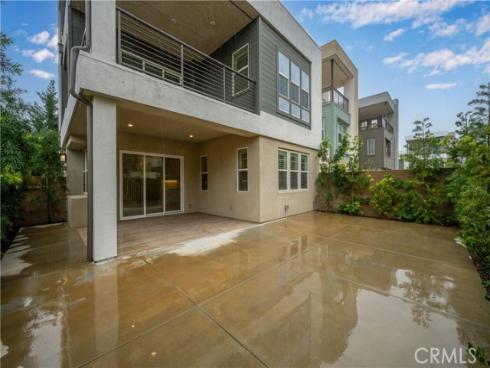 229  Chorus  , Irvine, CA