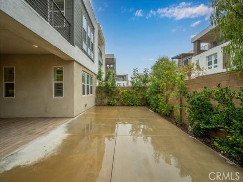 229  Chorus  , Irvine, CA