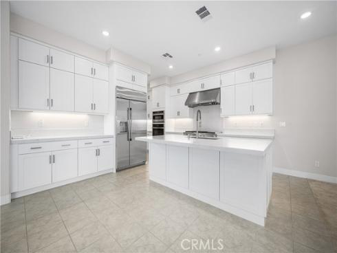 229  Chorus  , Irvine, CA