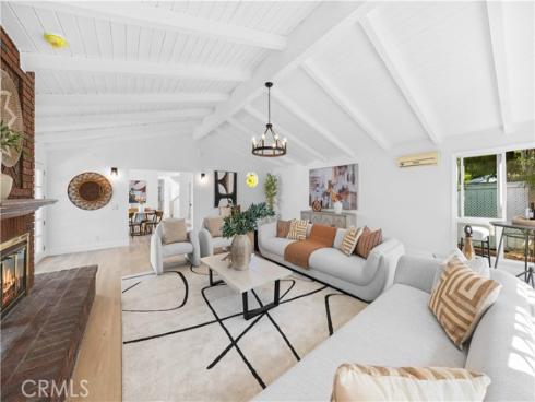 12  Oakdale  , Irvine, CA