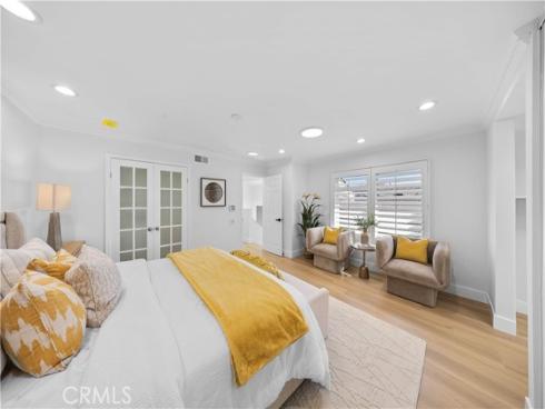 12  Oakdale  , Irvine, CA