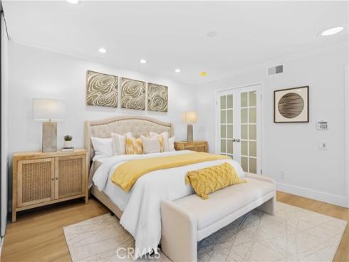 12  Oakdale  , Irvine, CA