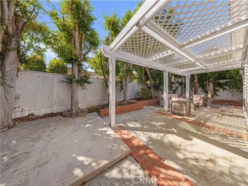 12  Oakdale  , Irvine, CA